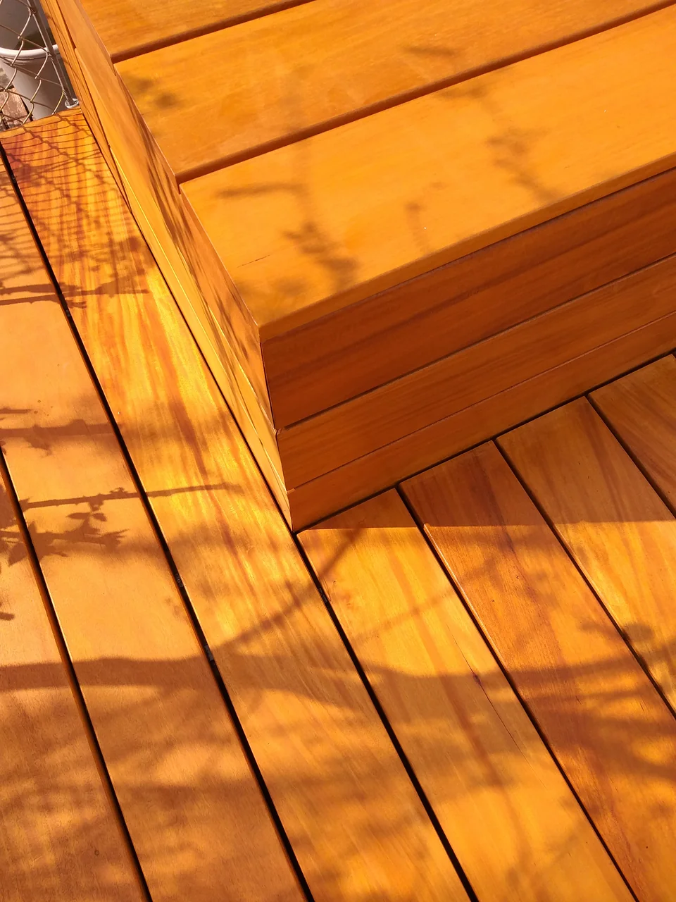 Garapaholz-Terrasse – Gesamtansicht
