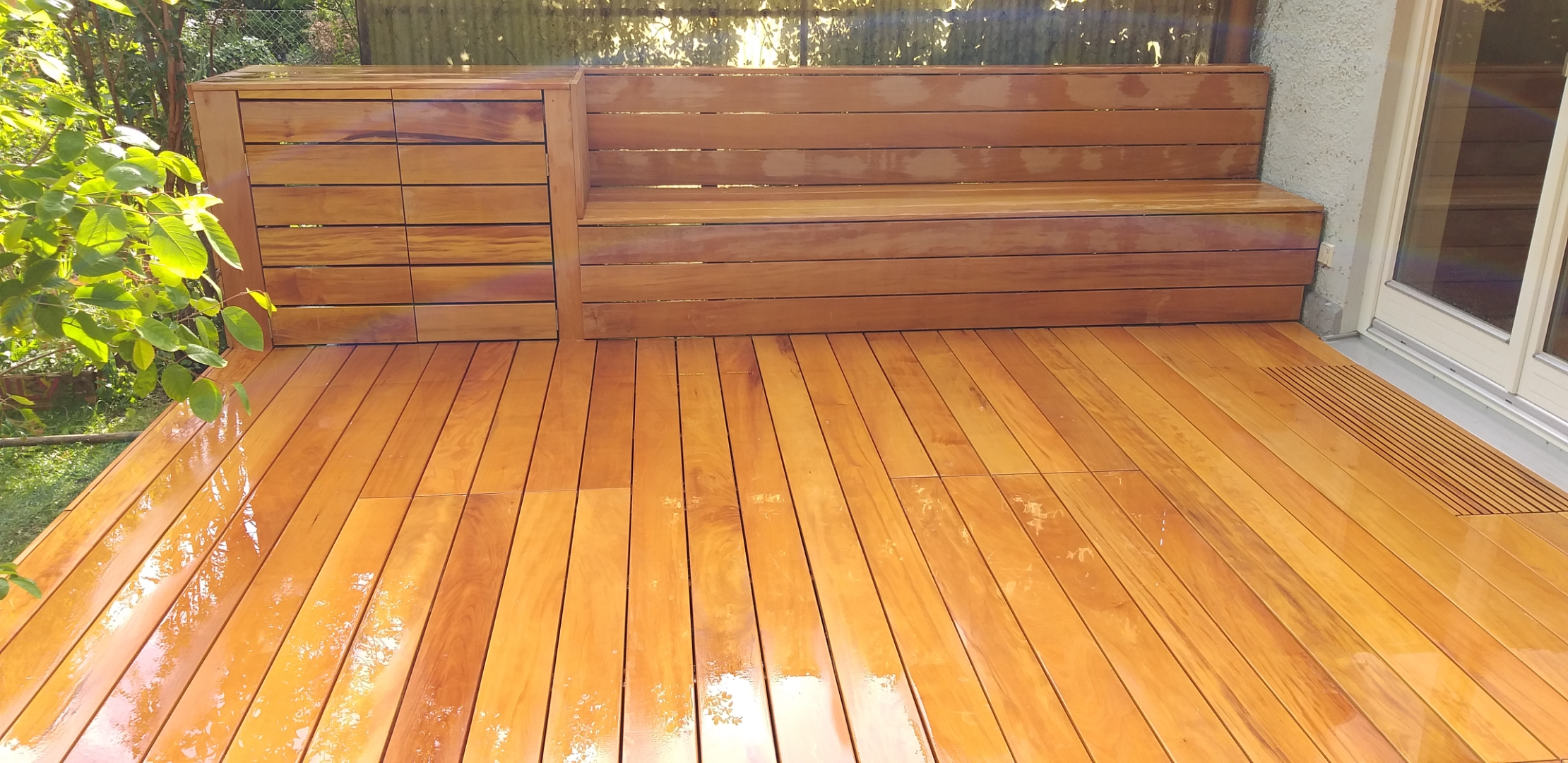 Garapaholz-Terrasse – Abschluss